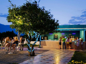 Larissa Blue Resort бар