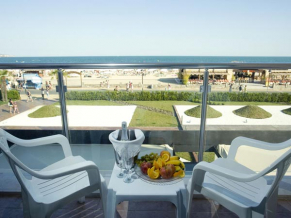 DIT Evrika Beach Club Hotel балкон