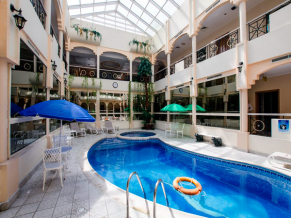 Al Seef Hotel бассейн