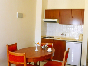 Evabelle Hotel Apartments номер 2