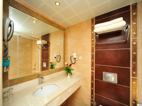 Happy Elegant Hotel ванная комната