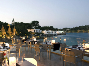 Minos Beach Art Hotel ресторан