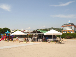 Nilbahir Resort & Spa бар на пляже