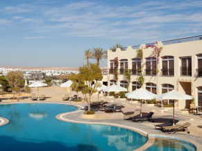 Royal Oasis Resort бассейн
