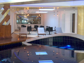 Cavo Maris Hotel бассейн 1