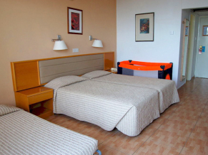 Cavo Maris Hotel номер 4