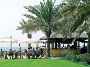 Coral Beach Resort Sharjah терраса 2