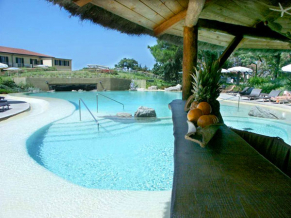 Tombolo Thalasso Resort  бассейн