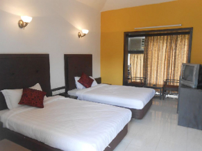 Bollywood Seaqueen Beach Resort номер 4