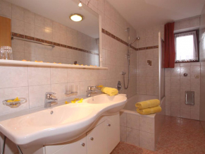 Haus Chrysanth ванная комната 1