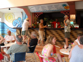 Islazul Club Amigo Tropical бар