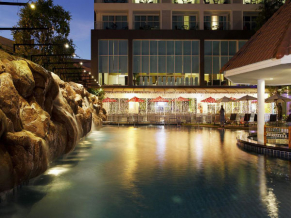 Centara Pattaya Hotel бассейн 2