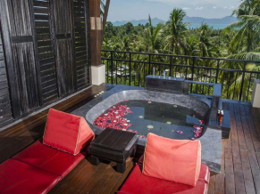 Kirikayan Luxury Pool Villas терраса