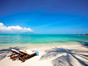 Melati Beach Resort And Spa пляж 1