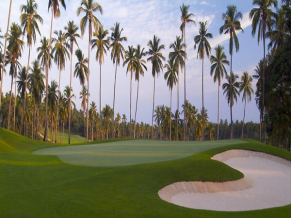 Santiburi Beach Resort Golf & Spa гольф