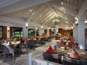Santiburi Beach Resort Golf & Spa ресторан