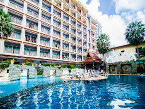Amata Resort Phuket бассейн