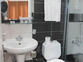 Club Hotel Ulaslar ванная комната