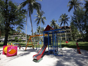Merlin Beach Resort детская площадка
