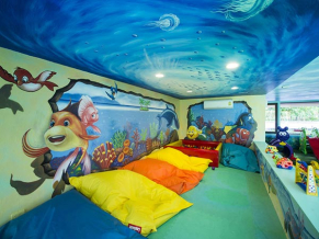 Movenpick Resort Bangtao Beach детская комната