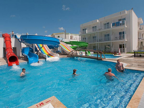 Bodrum Beach Resort бассейн 1