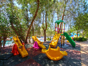Cande Onura Holiday Village детская площадка