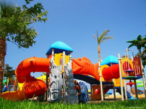 Eri Beach & Village детская площадка