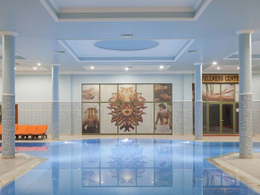 Venezia Palace Deluxe Resort бассейн 3