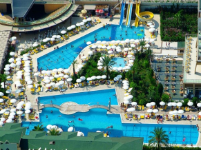 Hedef Resort Hotel & Spa бассейн 1