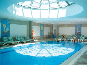 Holiday Garden Resort бассейн 3