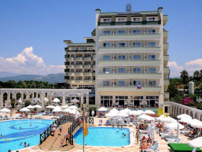 Holiday Garden Resort бассейн