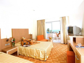 Holiday Garden Resort номер 1