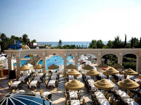 Holiday Garden Resort ресторан