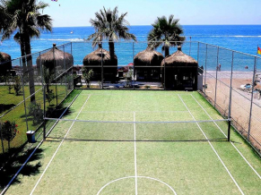 Holiday Garden Resort теннисный корт
