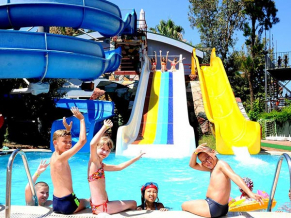 Holiday Park Resort детский бассейн
