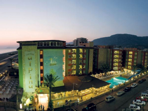 Xeno Hotel Alpina фасад