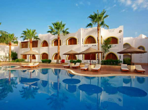 Domina Coral Bay Prestige бассейн 1