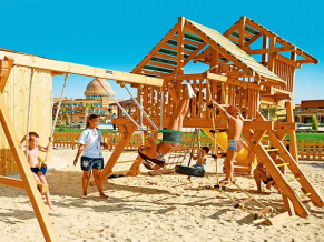 El Malikia Resort Abu Dabbab детская площадка