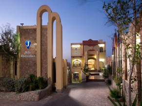 Jewels Sahara Boutique Resort фасад