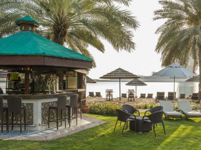 Le Meridien Abu Dhabi бар