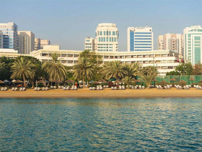 Le Meridien Abu Dhabi панорама