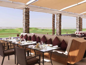 Radisson Blu Abu Dhabi Yas Island ресторан