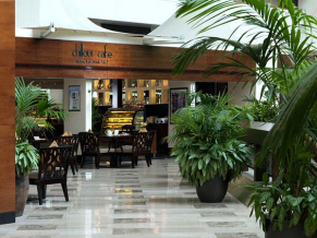 Radisson Blu Resort Sharjah кафе