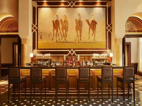 The St Regis Abu Dhabi бар 1