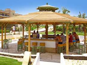 The Three Corners Sunny Beach Resort бар 1
