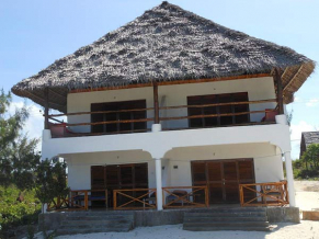 Mbuyuni Beach Village фасад