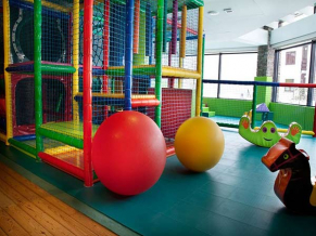Piolets Park & Spa детская комната 1