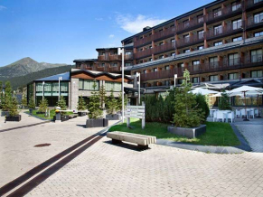 Piolets Park & Spa фасад 1