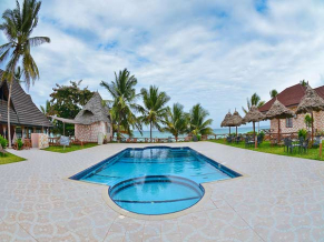 Swahili Beach Resort бассейн