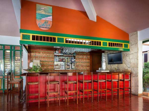 Don Juan Beach Resort бар 1